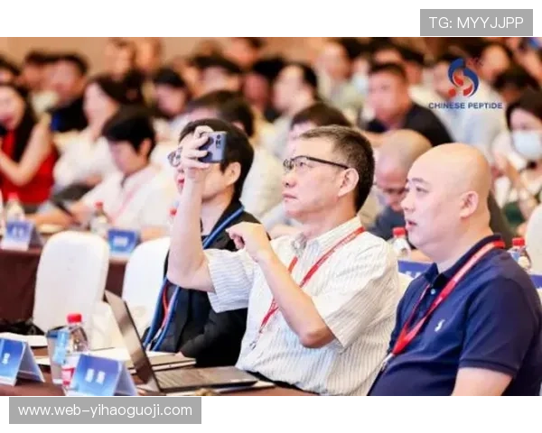 网球世界最新动态聚焦顶尖选手激烈对决与赛季展望